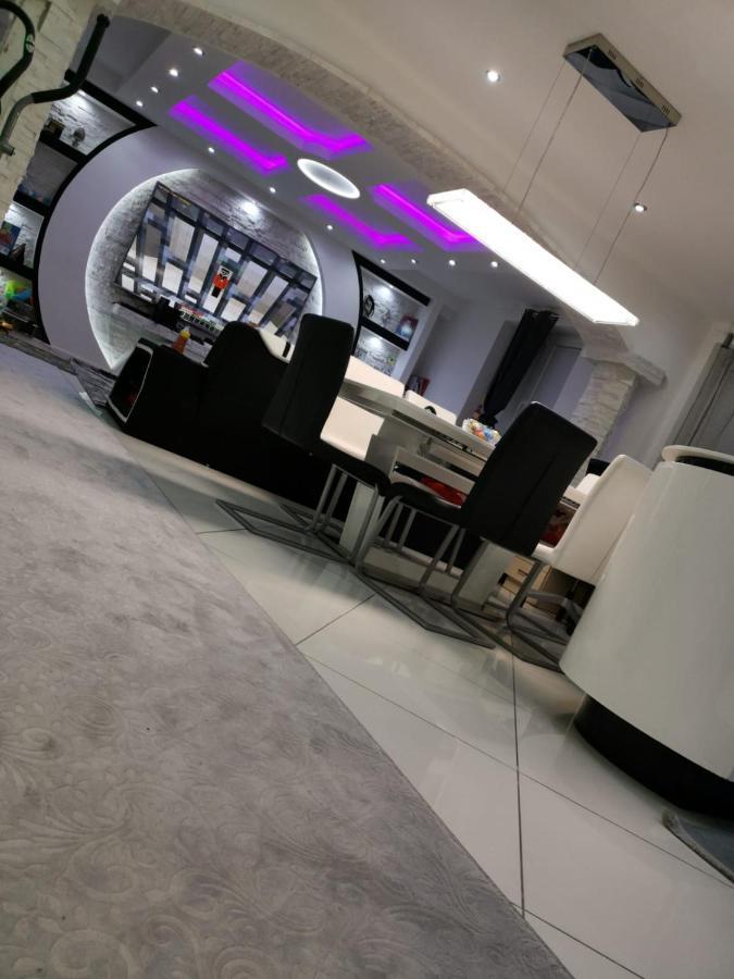 Vienna Luxus Appartment ภายนอก รูปภาพ