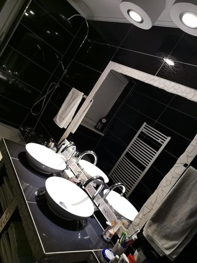 Vienna Luxus Appartment ภายนอก รูปภาพ